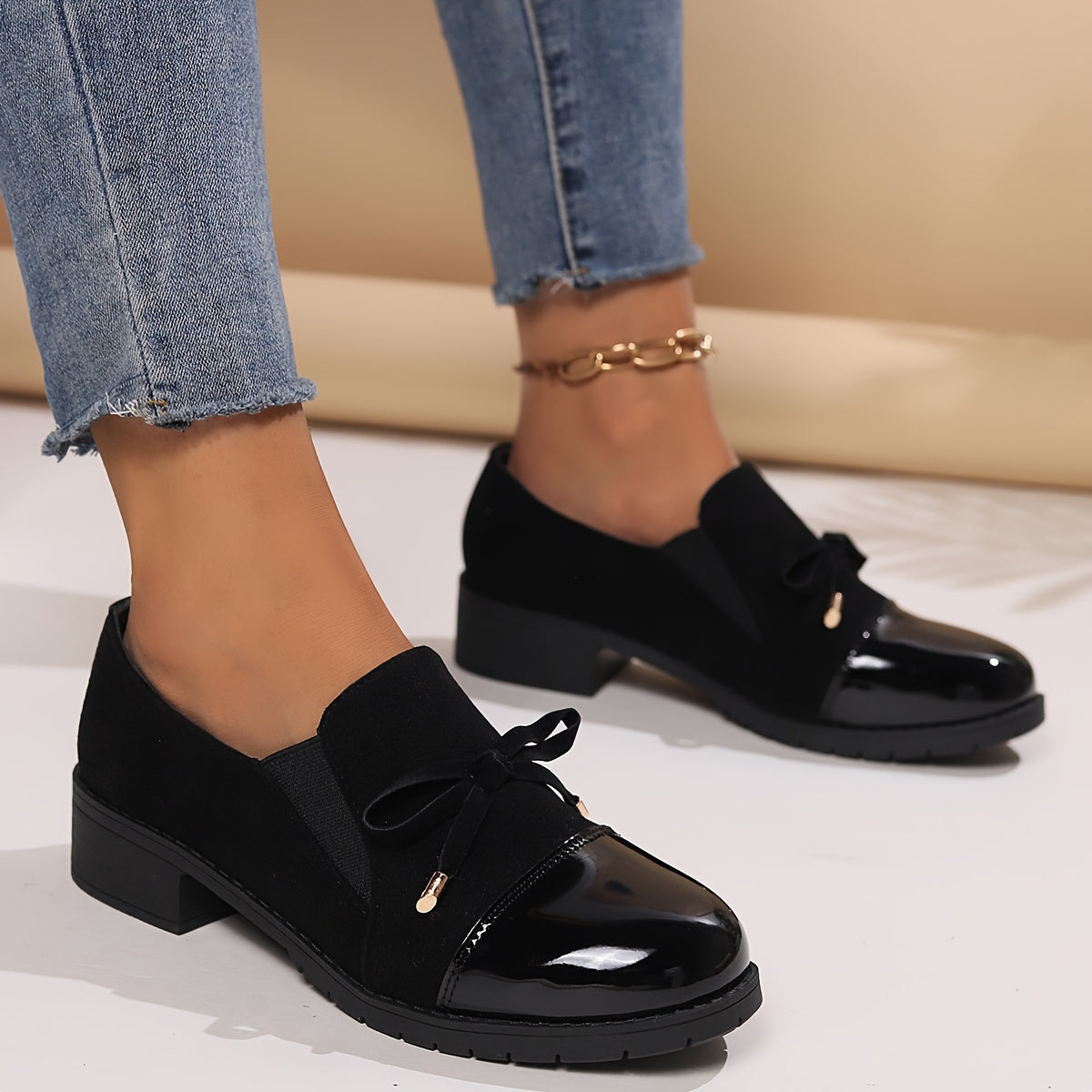 Hattie™ | Loafers med laksnude og sløjfe