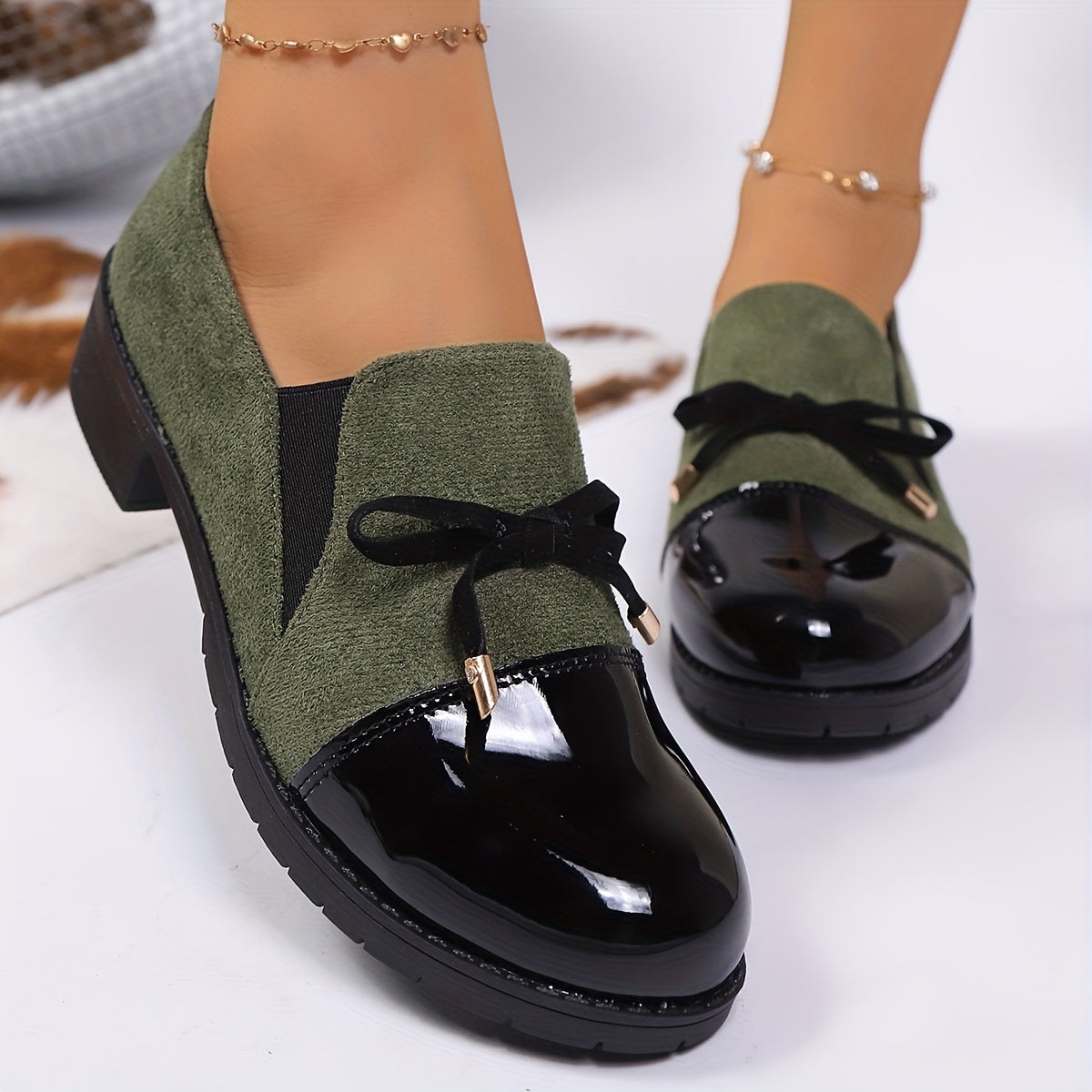 Hattie™ | Loafers med laksnude og sløjfe