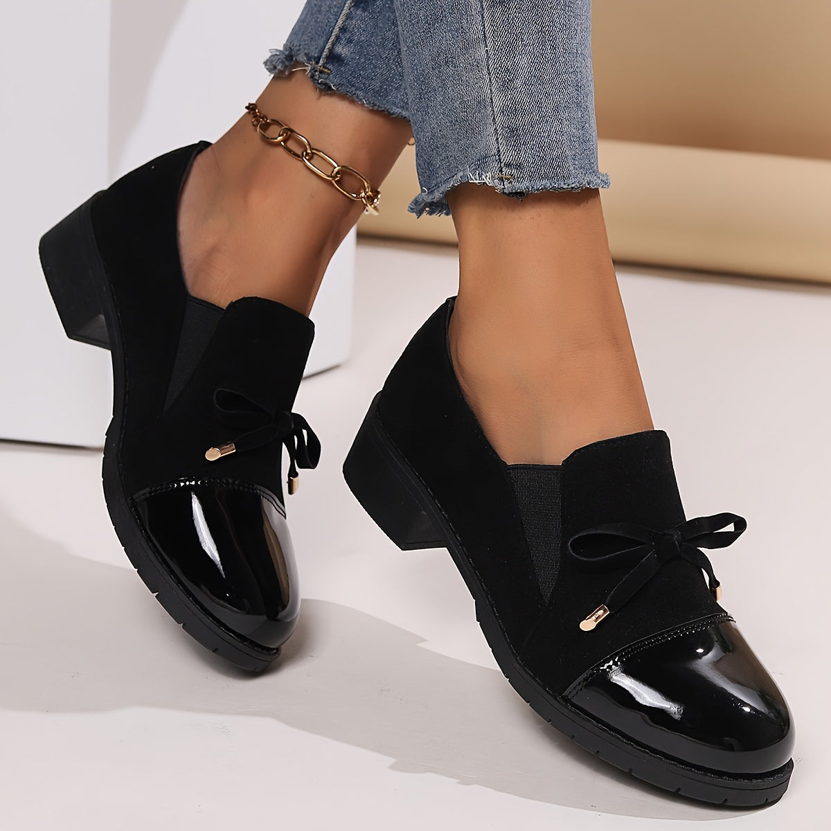 Hattie™ | Loafers med laksnude og sløjfe